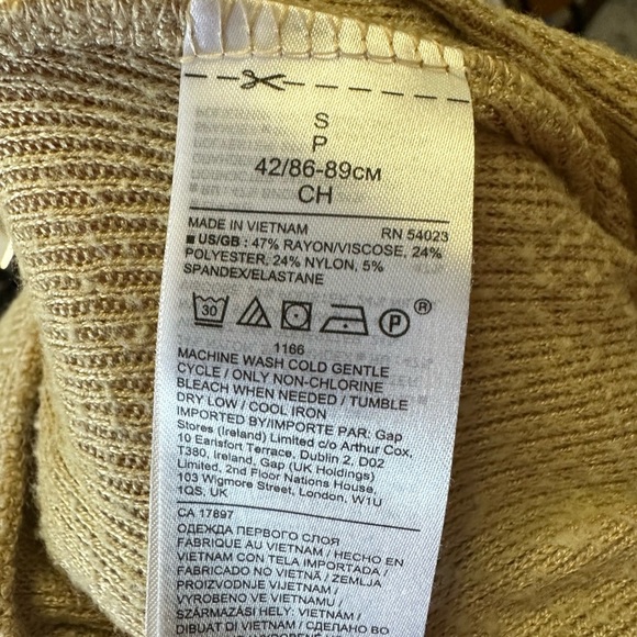 Banana Republic women's Wide-Leg knit Pants capri length size Small - Picture 9 of 9